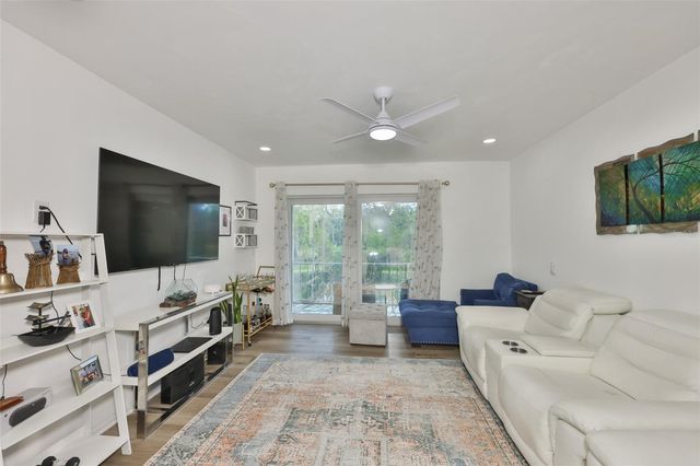 2625 STATE ROAD 590 1121, Clearwater, FL 33759