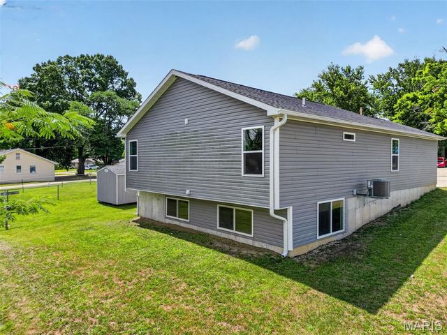 621 Johannaber Street, Warrenton, MO 63383