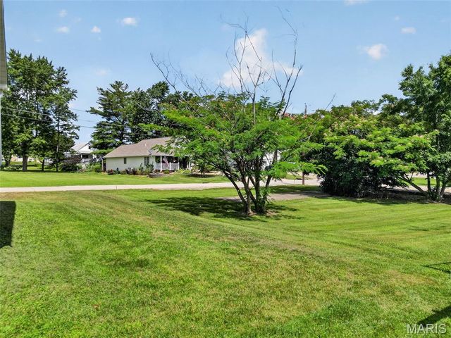 621 Johannaber Street, Warrenton, MO 63383