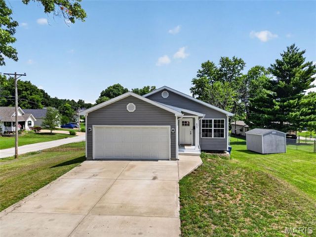 621 Johannaber Street, Warrenton, MO 63383
