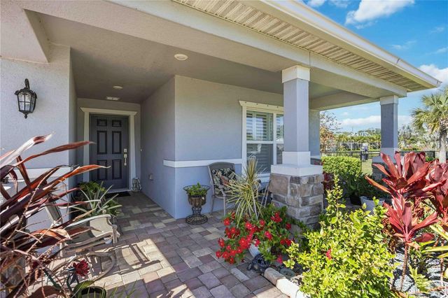 3576 74TH AVENUE CIRCLE E, Sarasota, FL 34243