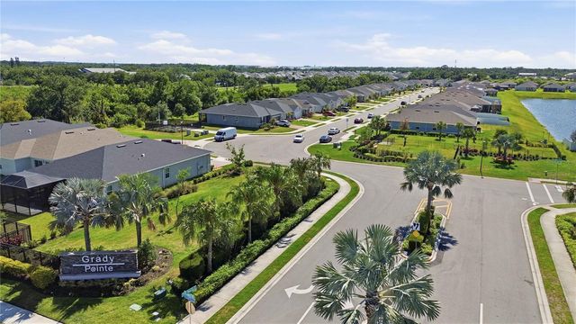 3576 74TH AVENUE CIRCLE E, Sarasota, FL 34243