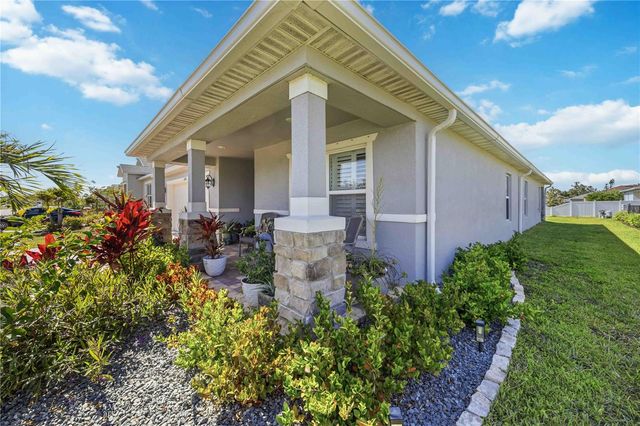 3576 74TH AVENUE CIRCLE E, Sarasota, FL 34243