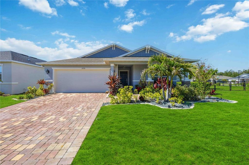 3576 74TH AVENUE CIRCLE E, Sarasota, FL 34243