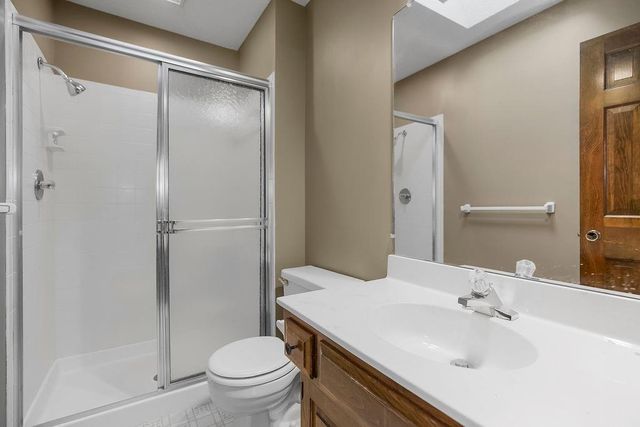 4408 NW Normandy Lane, Kansas City, MO 64116