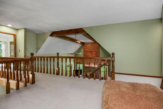 4408 NW Normandy Lane, Kansas City, MO 64116