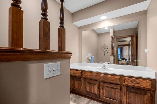 4408 NW Normandy Lane, Kansas City, MO 64116