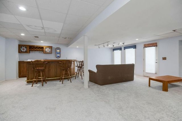 4408 NW Normandy Lane, Kansas City, MO 64116