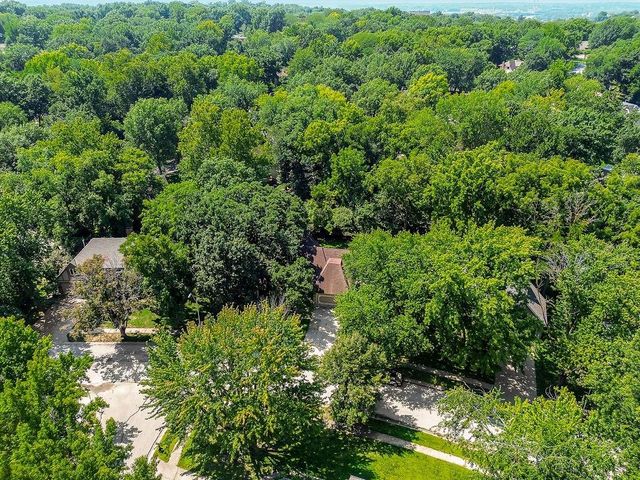 4408 NW Normandy Lane, Kansas City, MO 64116