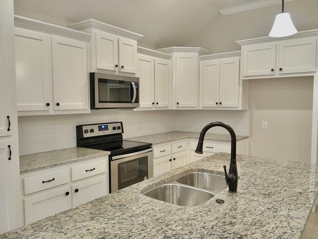 126 Frank Street, Greenville, TX 75402