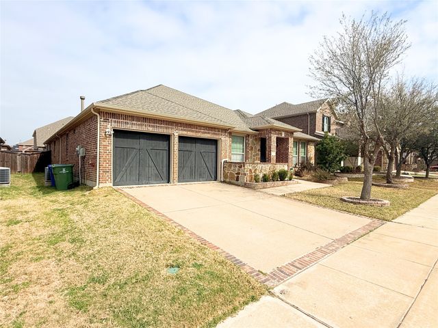 1236 Ponca Street, Carrollton, TX 75010
