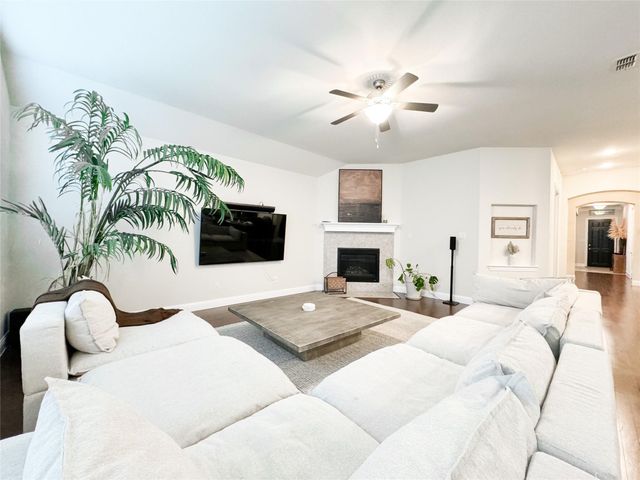 1236 Ponca Street, Carrollton, TX 75010