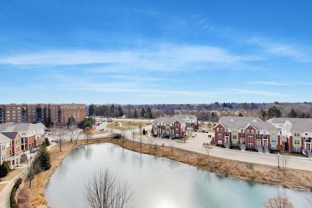 1199 E Port Clinton Road 701, Vernon Hills, IL 60061