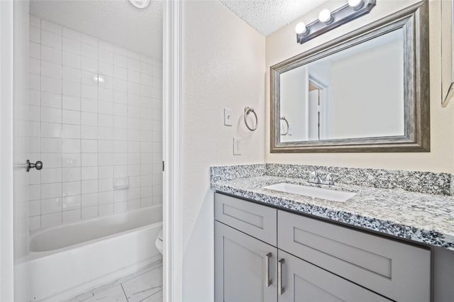 2750 Holly Hall Street 1510, Houston, TX 77054