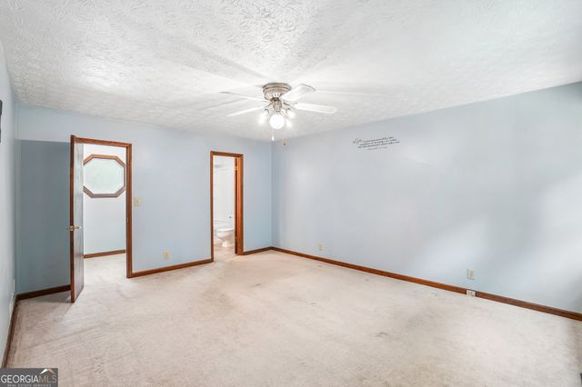 659 Sunshine Trace NW, Acworth, GA 30102