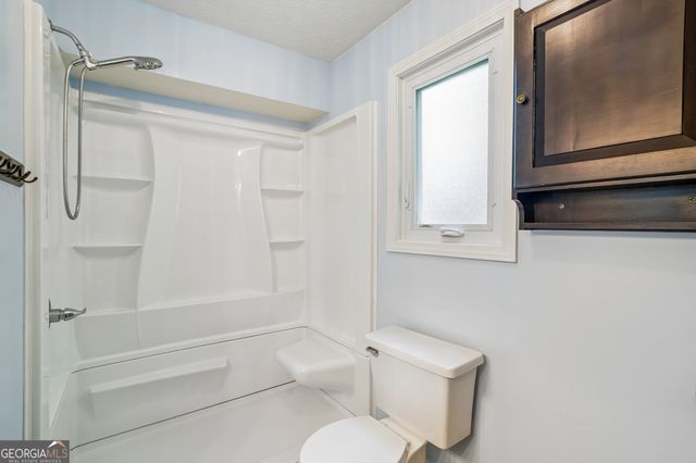 659 Sunshine Trace NW, Acworth, GA 30102