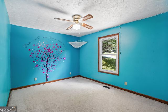 659 Sunshine Trace NW, Acworth, GA 30102