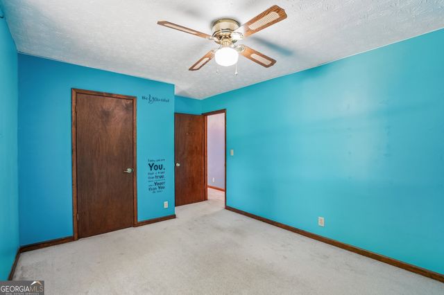 659 Sunshine Trace NW, Acworth, GA 30102