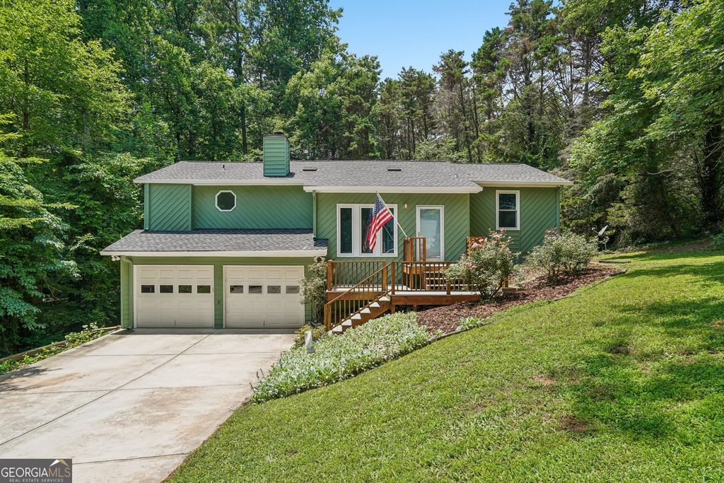 659 Sunshine Trace NW, Acworth, GA 30102