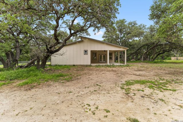 6471 HOLLYHOCK RD, San Antonio, TX 78240
