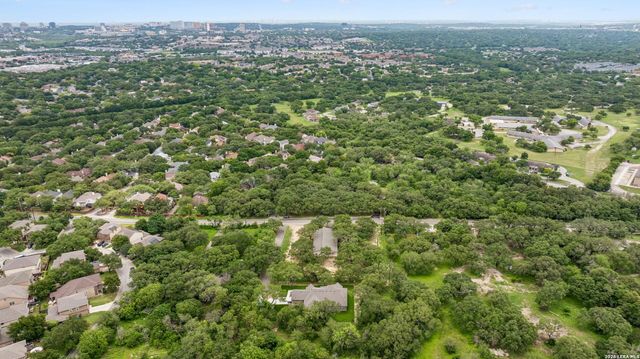 6471 HOLLYHOCK RD, San Antonio, TX 78240