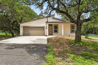6471 HOLLYHOCK RD, San Antonio, TX 78240
