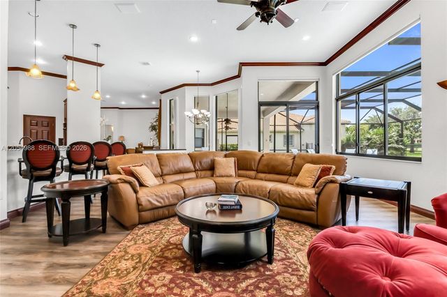 13860 SW 40th St, Davie, FL 33330