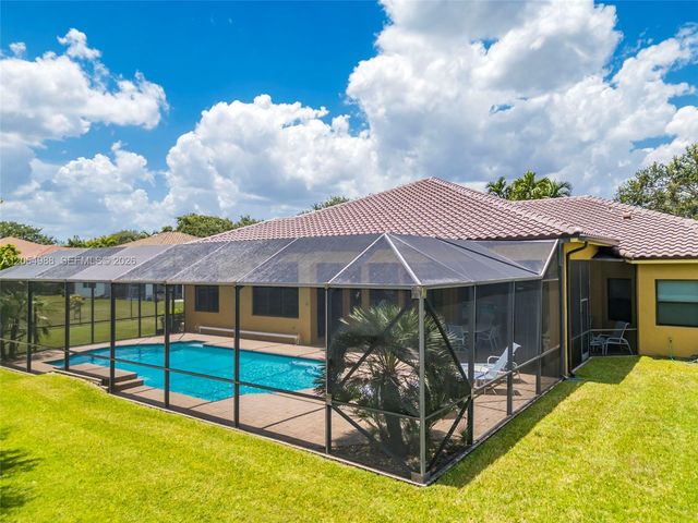 13860 SW 40th St, Davie, FL 33330