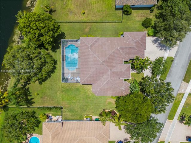 13860 SW 40th St, Davie, FL 33330