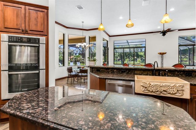 13860 SW 40th St, Davie, FL 33330