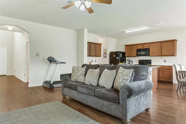 1402 Bent Grass Drive, Princeton, TX 75407