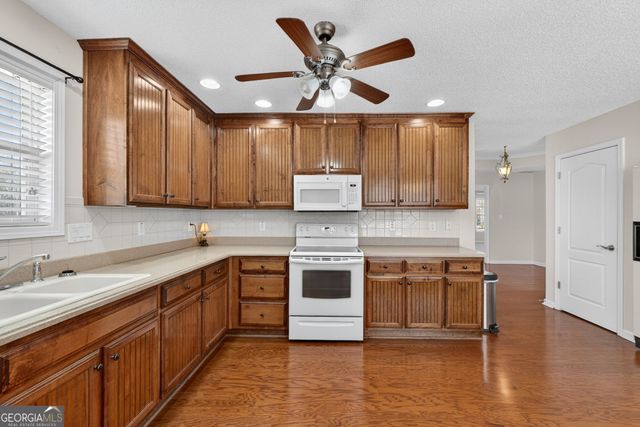 415 Gracious Way, Mcdonough, GA 30253
