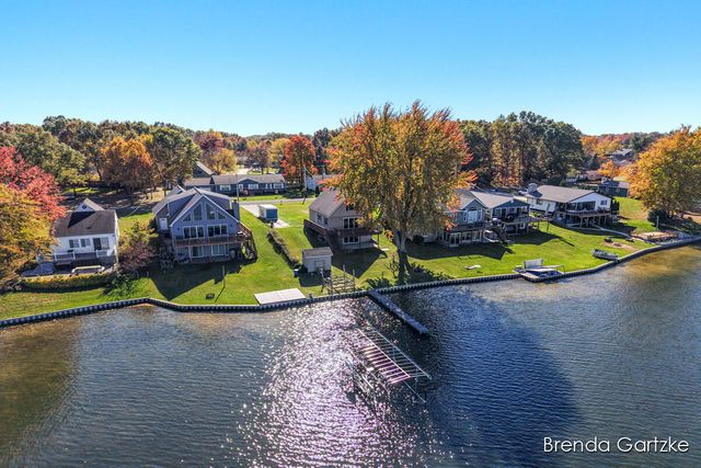 17300 Warrior Dr Drive, Howard City, MI 49329