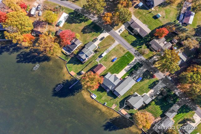 17300 Warrior Dr Drive, Howard City, MI 49329