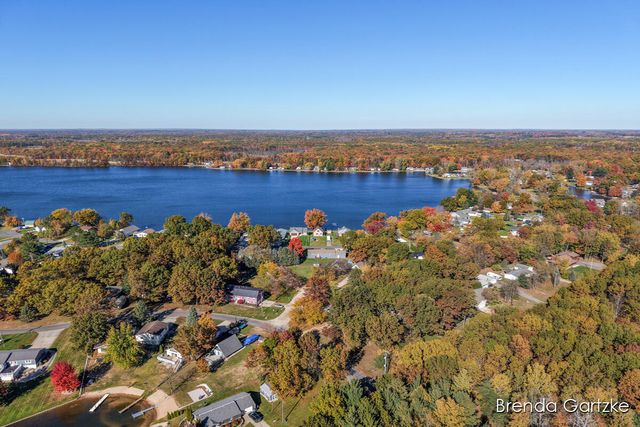 17300 Warrior Dr Drive, Howard City, MI 49329