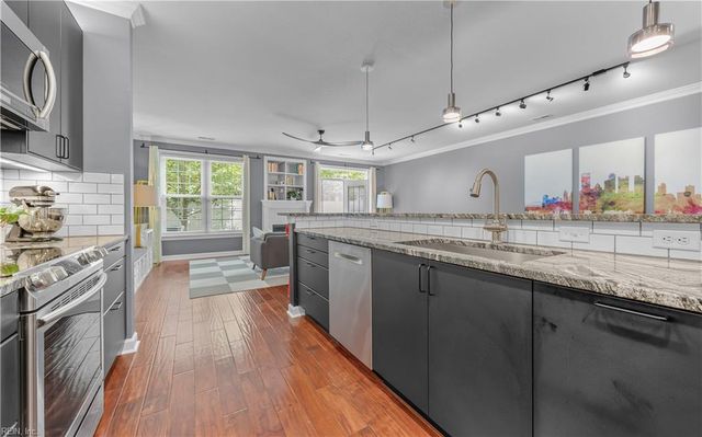 408 Fieldstone Glen WAY, Virginia Beach, VA 23454
