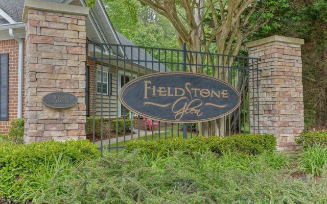 408 Fieldstone Glen WAY, Virginia Beach, VA 23454