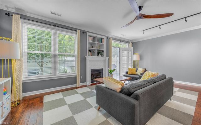 408 Fieldstone Glen WAY, Virginia Beach, VA 23454