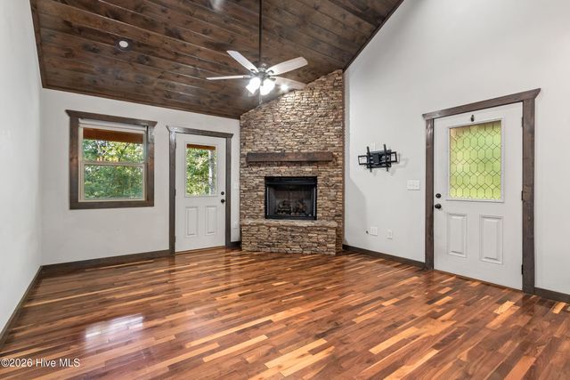 110 Blueberry Hill, Murphy, NC 28906