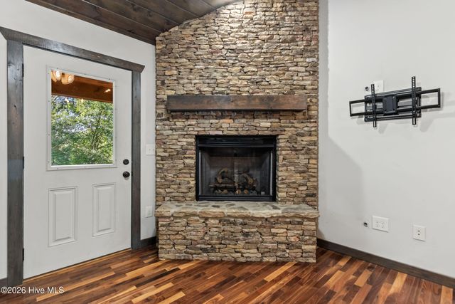 110 Blueberry Hill, Murphy, NC 28906