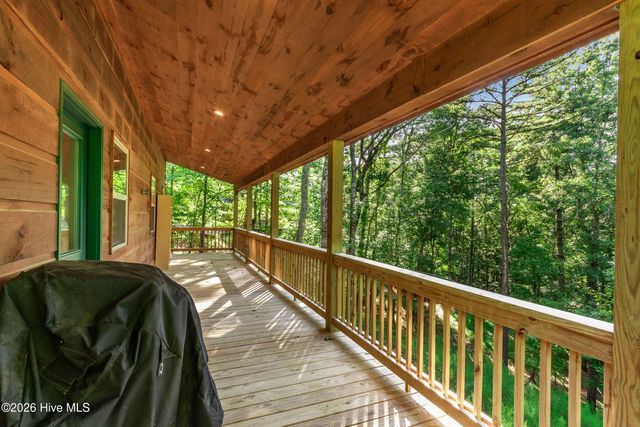 110 Blueberry Hill, Murphy, NC 28906