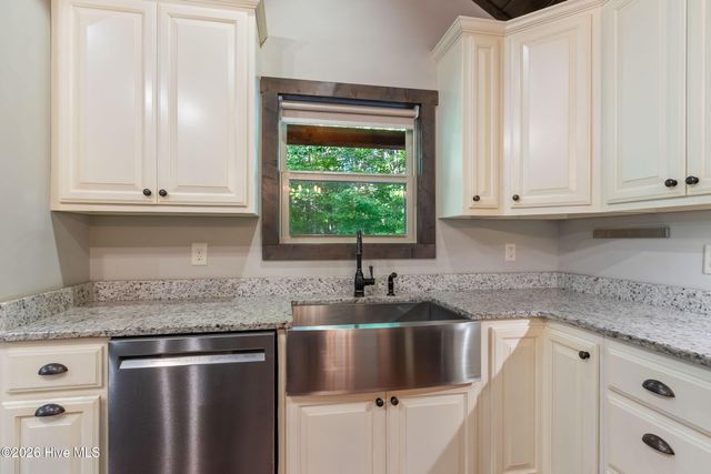 110 Blueberry Hill, Murphy, NC 28906