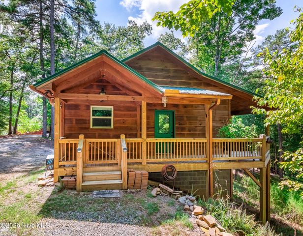 110 Blueberry Hill, Murphy, NC 28906