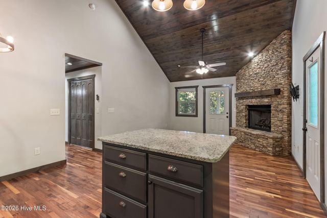 110 Blueberry Hill, Murphy, NC 28906