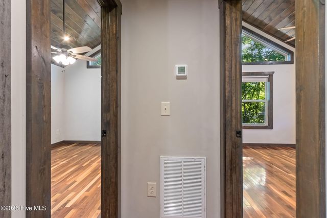110 Blueberry Hill, Murphy, NC 28906