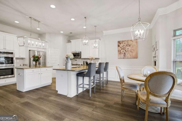 4605 Chestnut Oak Street, Loganville, GA 30052