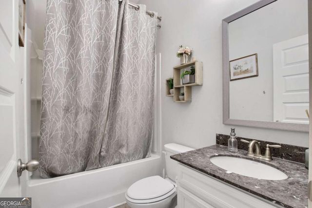 4605 Chestnut Oak Street, Loganville, GA 30052