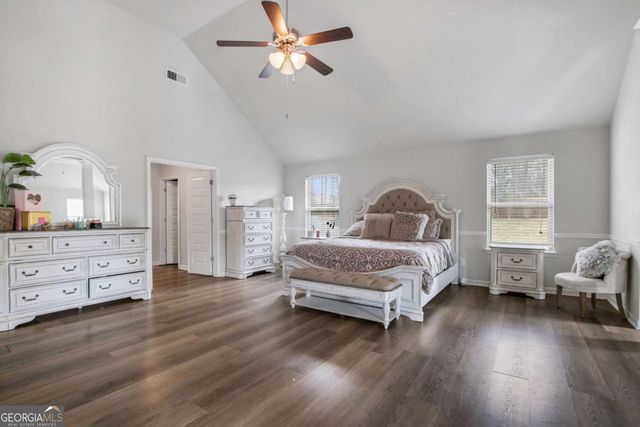 4605 Chestnut Oak Street, Loganville, GA 30052