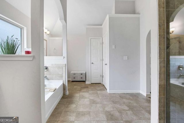 4605 Chestnut Oak Street, Loganville, GA 30052