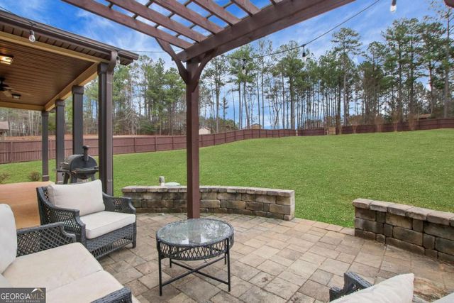 4605 Chestnut Oak Street, Loganville, GA 30052